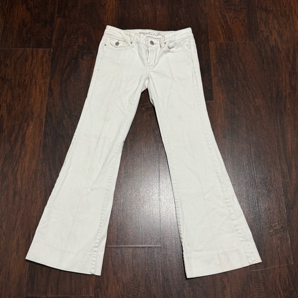 Martin & Osa by American Eagle Outfitters White Off white Flare Jeans Size 25 - Picture 1 of 12